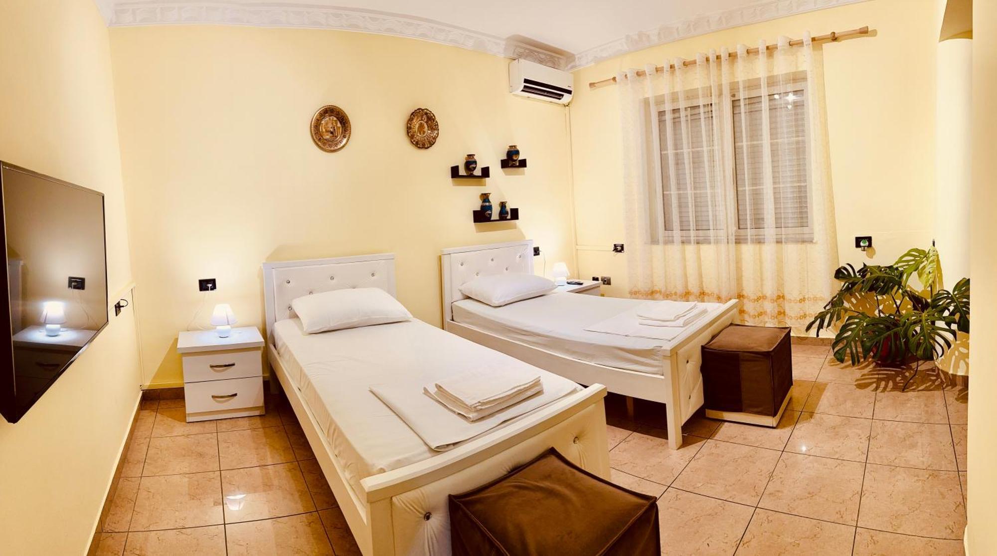 Fun House Serenity Apartment Tiranë Luaran gambar