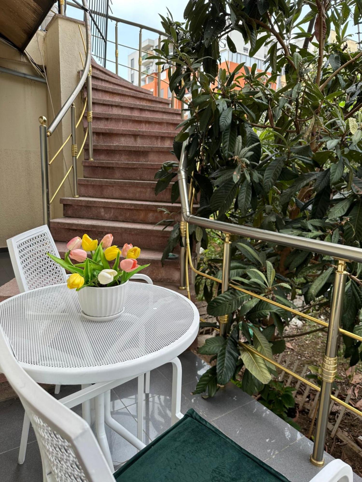 Fun House Serenity Apartment Tiranë Luaran gambar